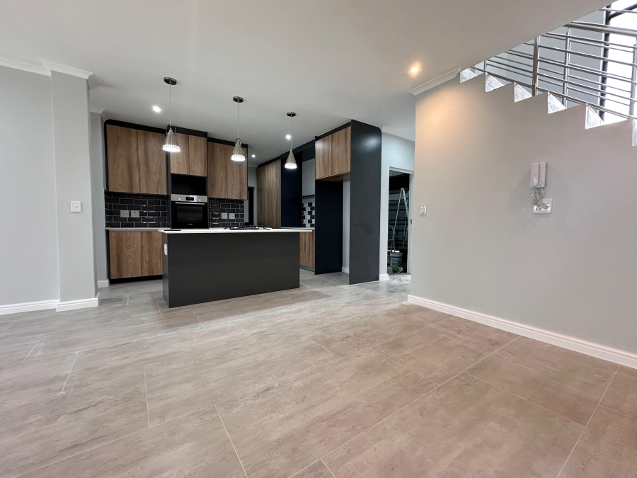 4 Bedroom Property for Sale in Sandown Western Cape